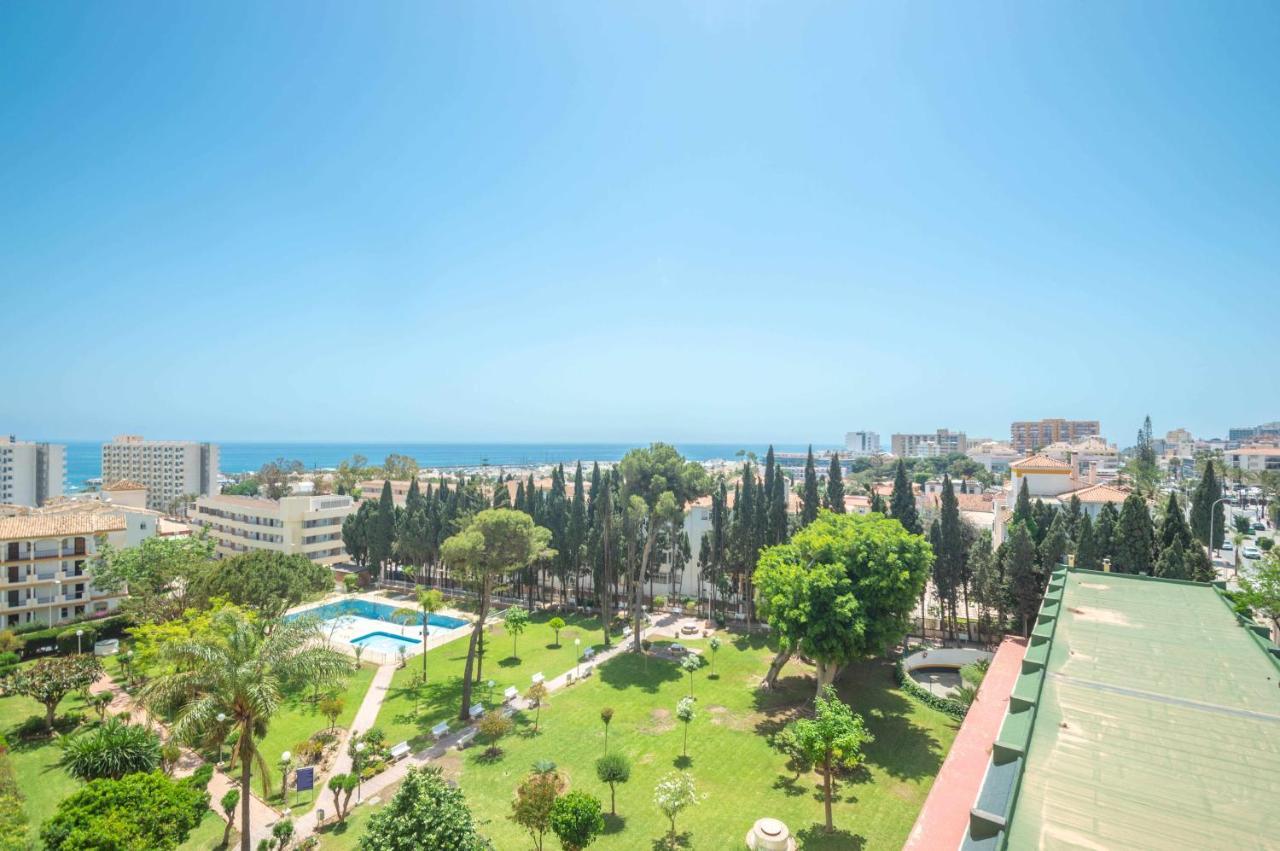 El Rocio En La Playa De Cariluela Apartment Torremolinos Luaran gambar