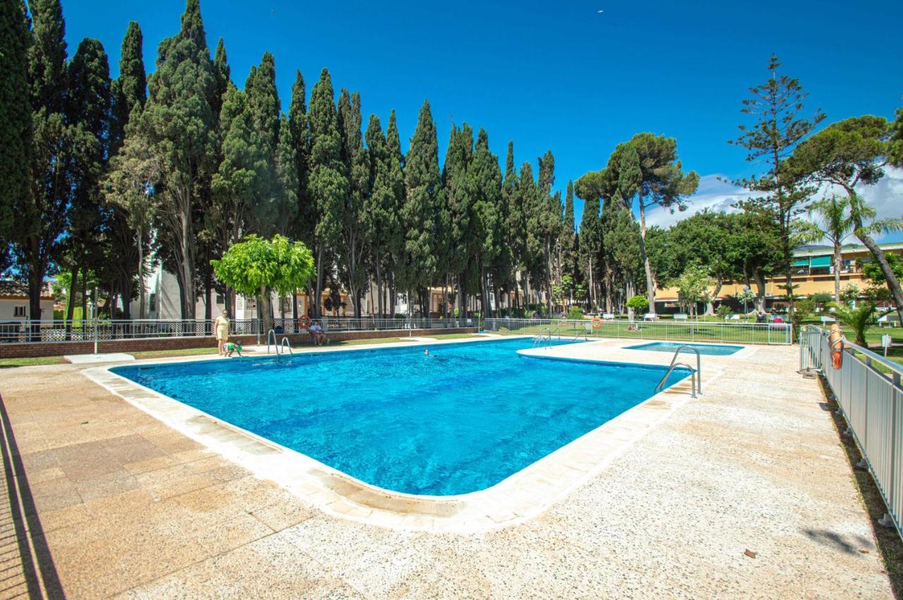 El Rocio En La Playa De Cariluela Apartment Torremolinos Luaran gambar